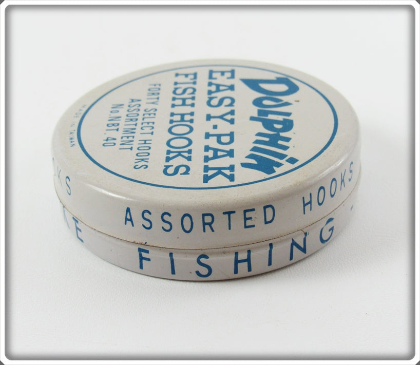 Vintage Dolphin Easy Pak Fish Hooks In Tin For Sale Vintage Dolphin Easy Pak Fish Hooks In Tin For Sale