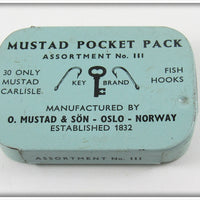 Vintage O. Mustad & Son Mustad Pocket Pack Hook Tin