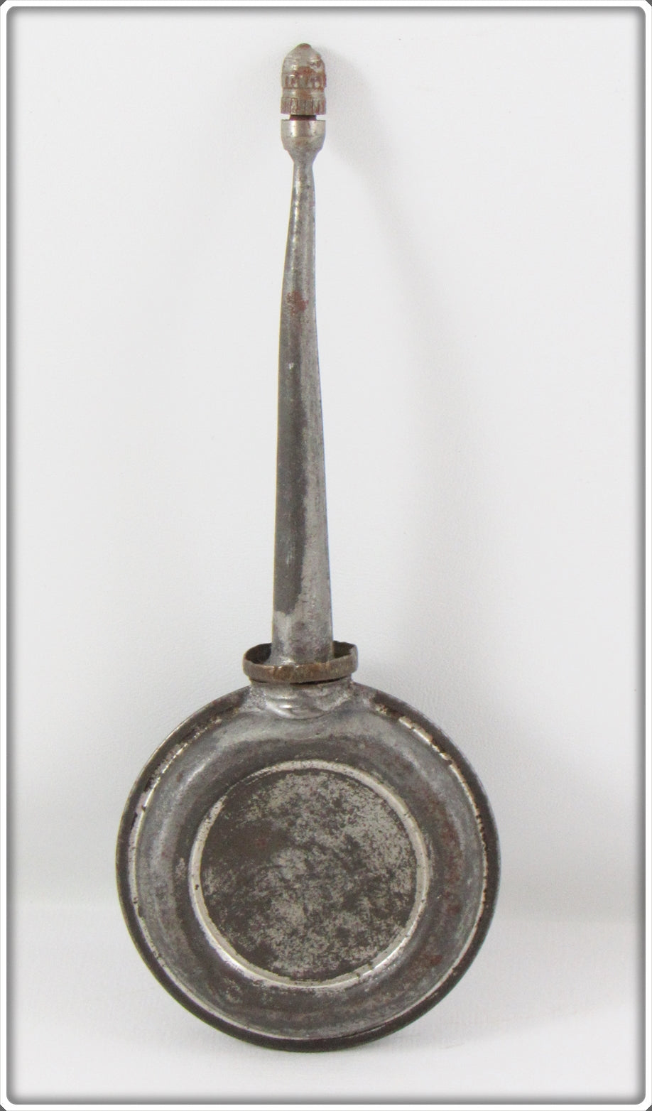 Vintage Round Reel Or Gun Oiler 