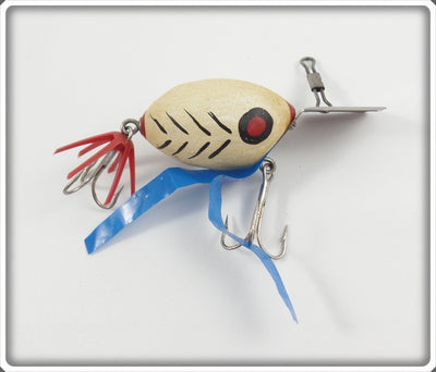 Folk Art White With Black Ribs Lure