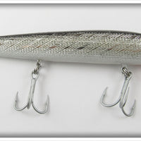 Rebel Silver/Black 5 1/2" Floater