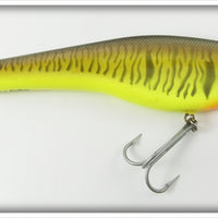 Vintage Bagley Little Muskie On Chartreuse B Flat 8 Lure