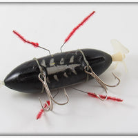 Mueller Perry Black & White Crazy Legs