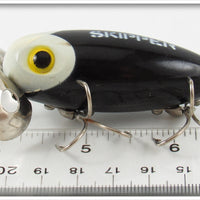 Hom Art Black White Head Skipper