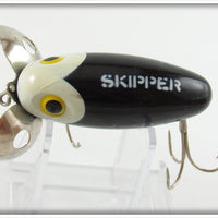 Hom Art Black White Head Skipper