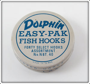 Vintage Dolphin Easy Pak Fish Hooks In Tin For Sale