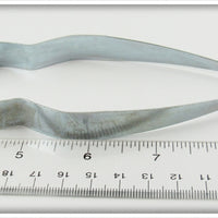 Steel Fish Holder In Box