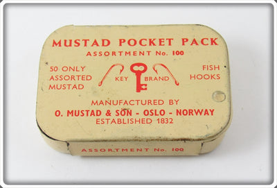 Vintage O Mustad & Son Pocket Pack Hook Tin
